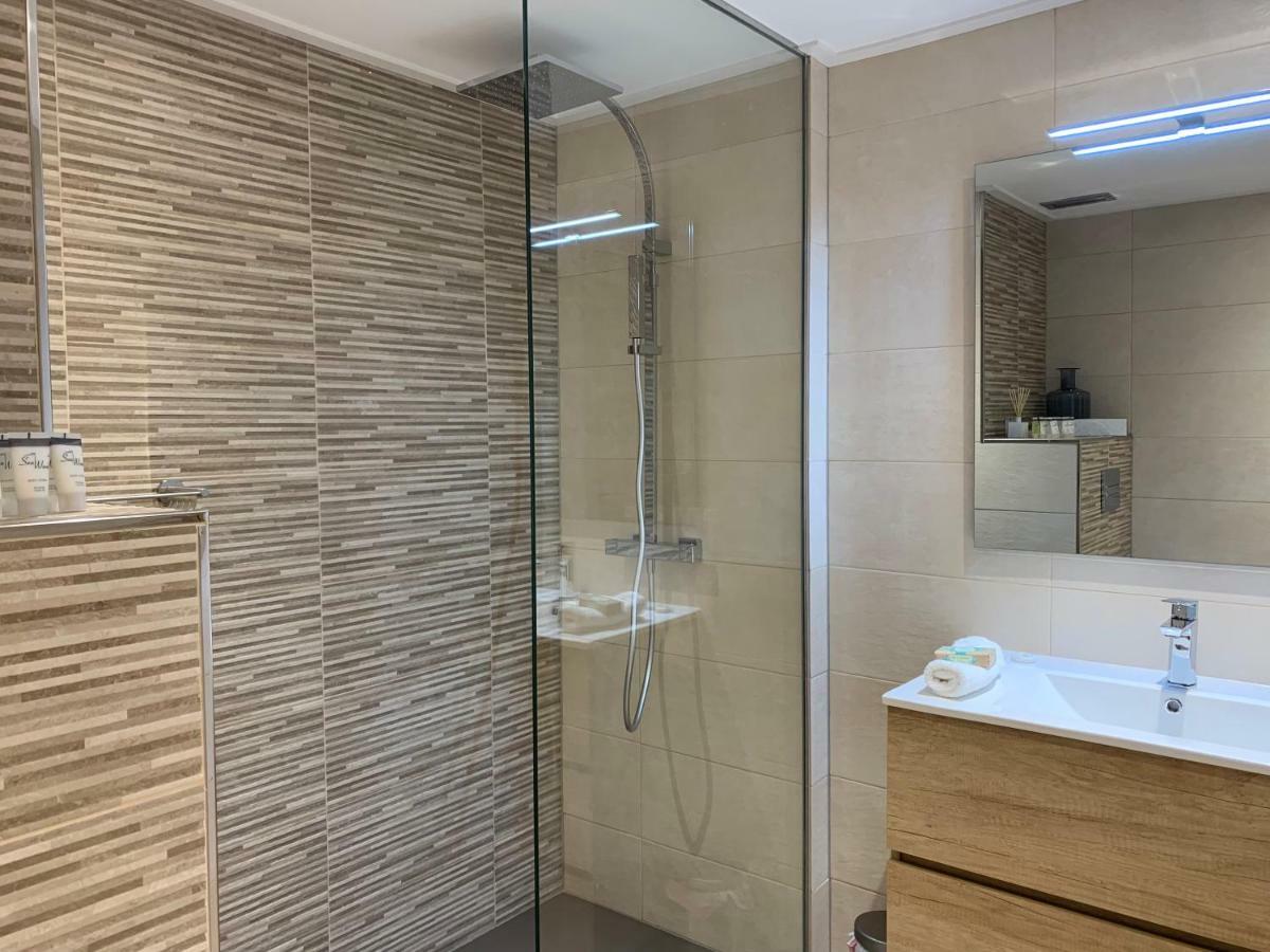 Nuevo Y Lujoso Apartamento En Marbella Centro A Pie De Playa 625 Ngoại thất bức ảnh