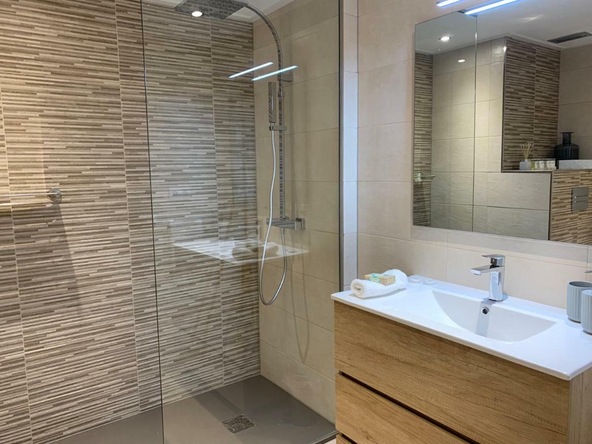 Nuevo Y Lujoso Apartamento En Marbella Centro A Pie De Playa 625 Ngoại thất bức ảnh